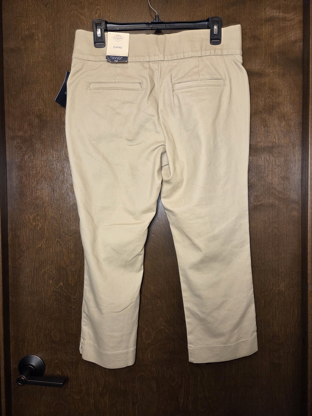St. John's Bay Beige Capri Pants NWT - Picture 6 of 12